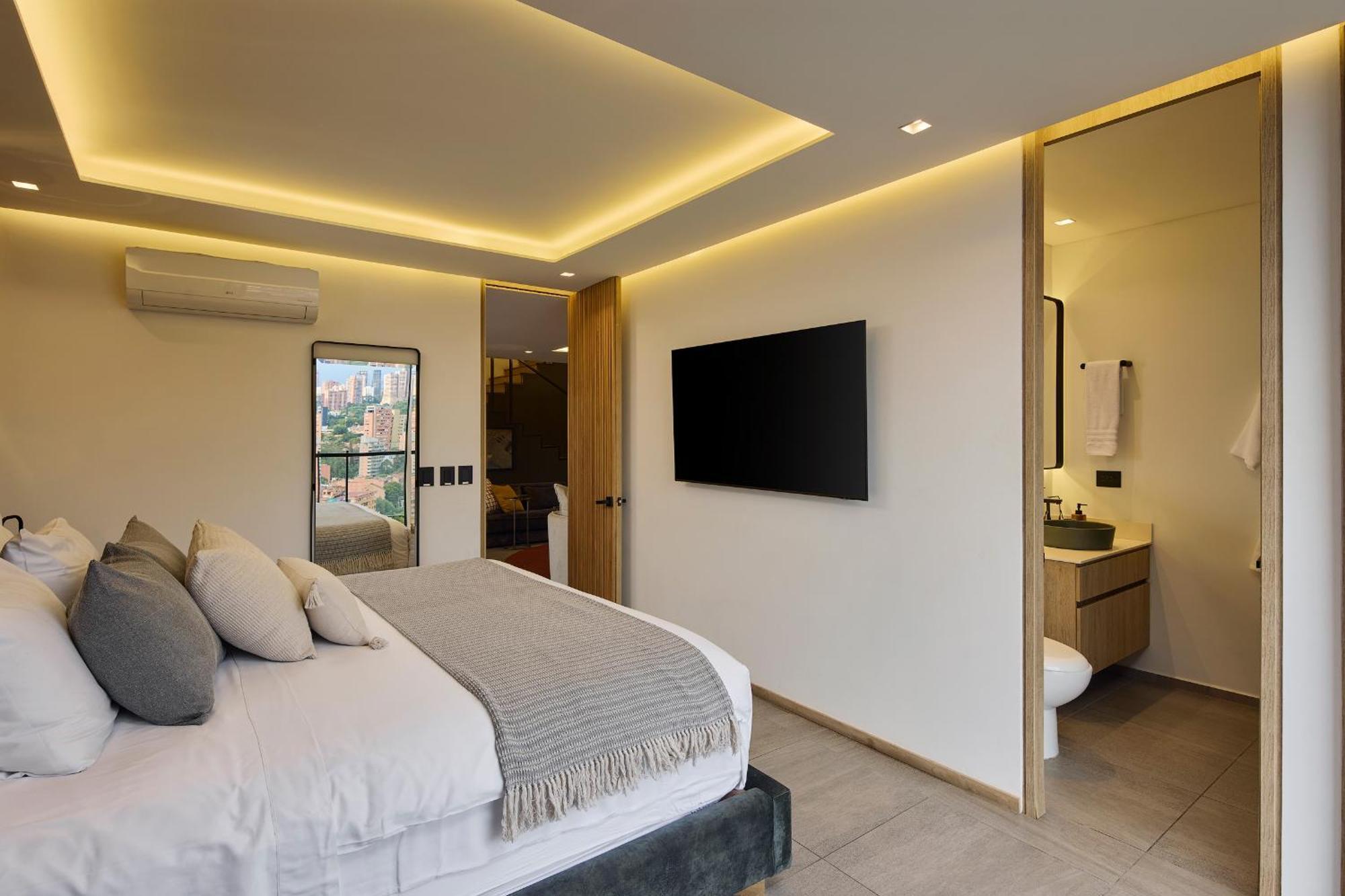 Wake Living Aparthotel Medellin Exterior photo