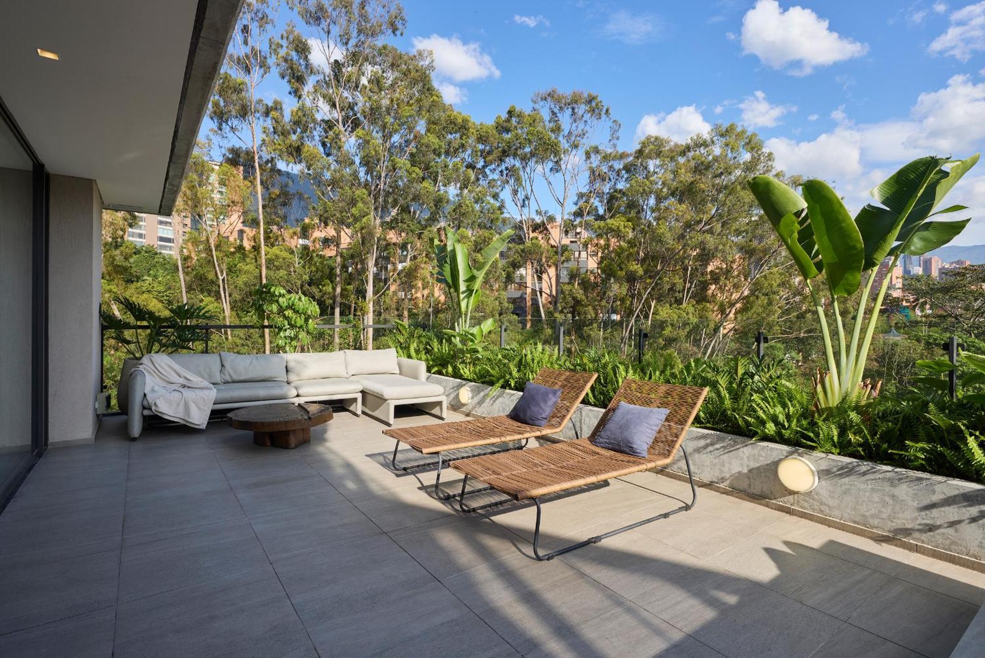 Wake Living Aparthotel Medellin Exterior photo